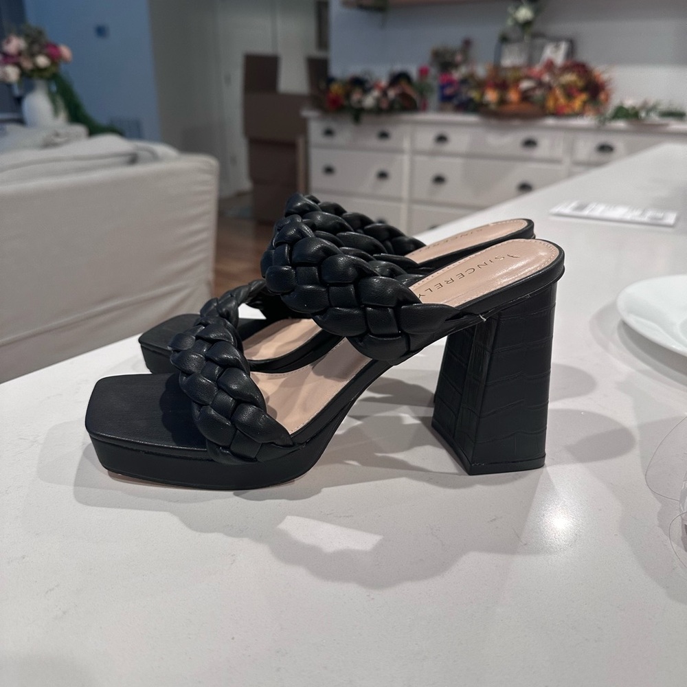Braided strap heels